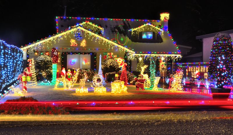 Holiday Lights Installation in Olathe, KS