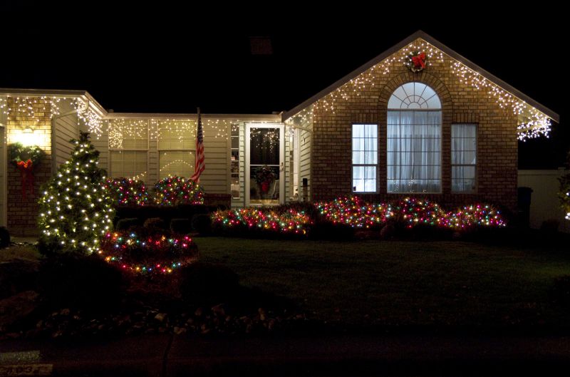 Holiday Lights Installation in Overland Park, KS
